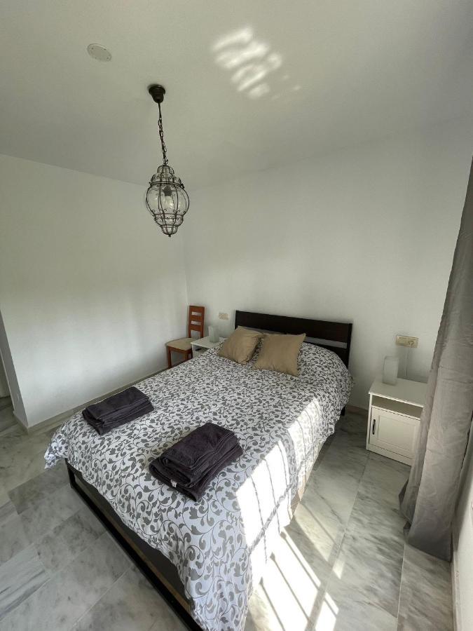 Piso Miraflores ลากาลาเดมิฮาส ภายนอก รูปภาพ